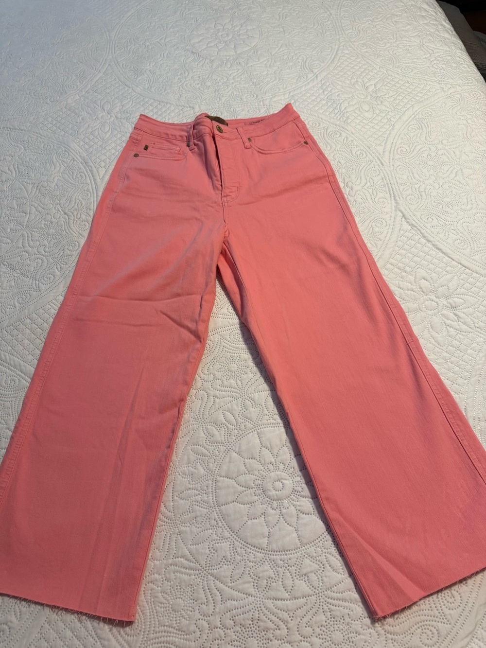 Judy Blue Coral Wide-Leg Cropped Pants